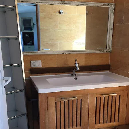 Faounzina Village Apartmán *