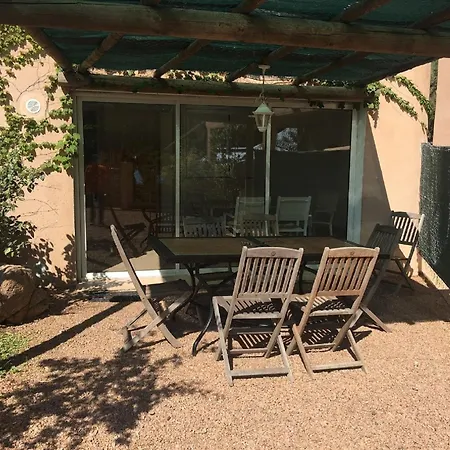 Faounzina Village Apartament *