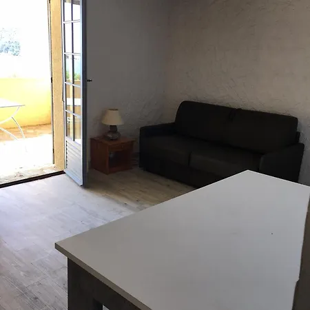 Appartement Faounzina Village *