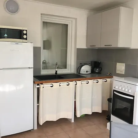 Faounzina Village Apartment *
