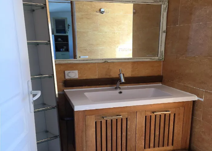 Faounzina Village Apartmán *