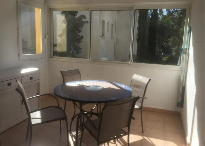 Faounzina Village * Favone