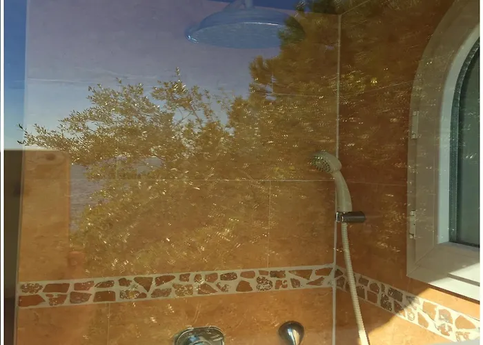 Faounzina Village Favone