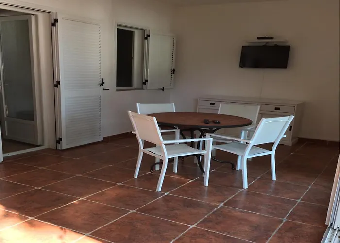 Faounzina Village * Favone